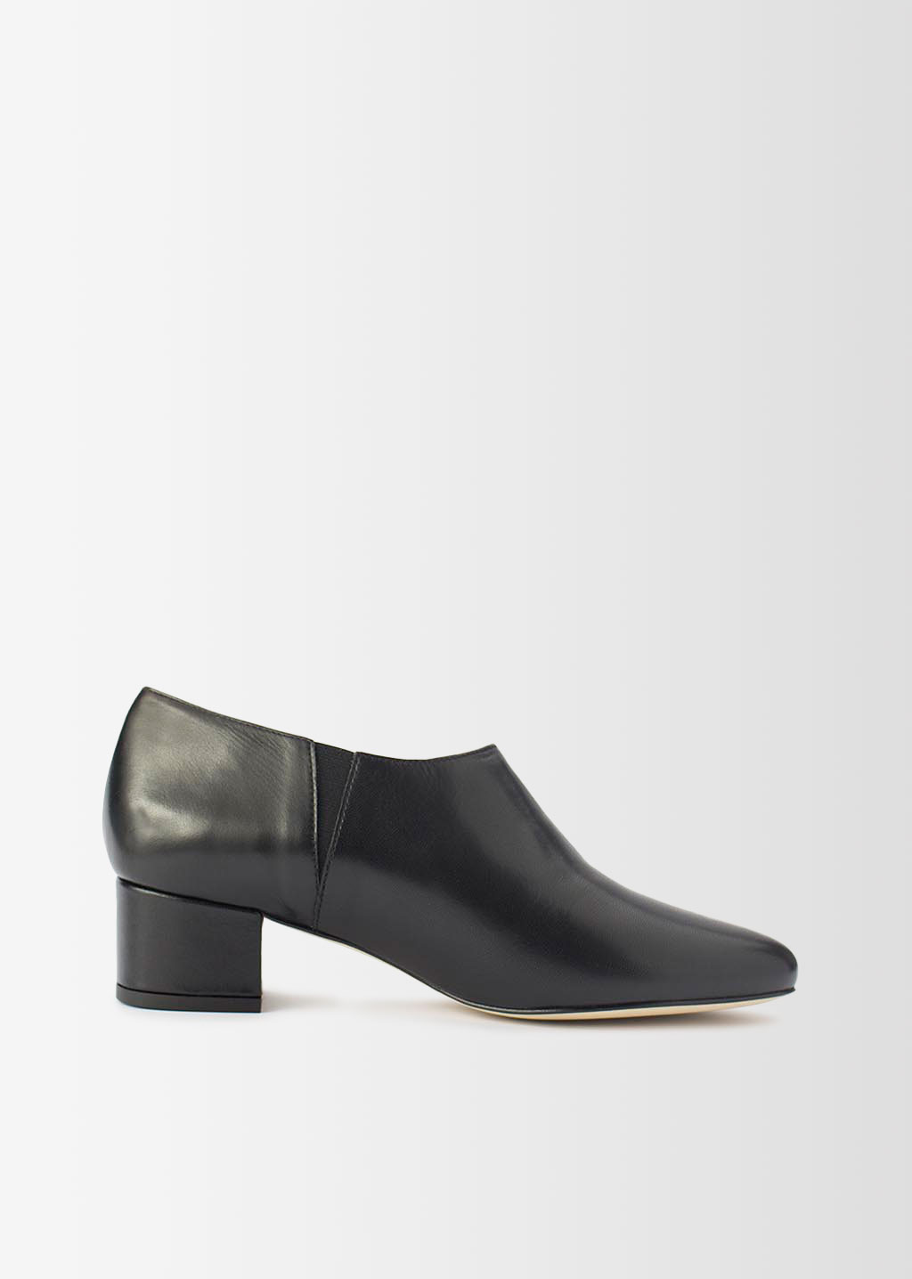 Auprés Isabelle Noir