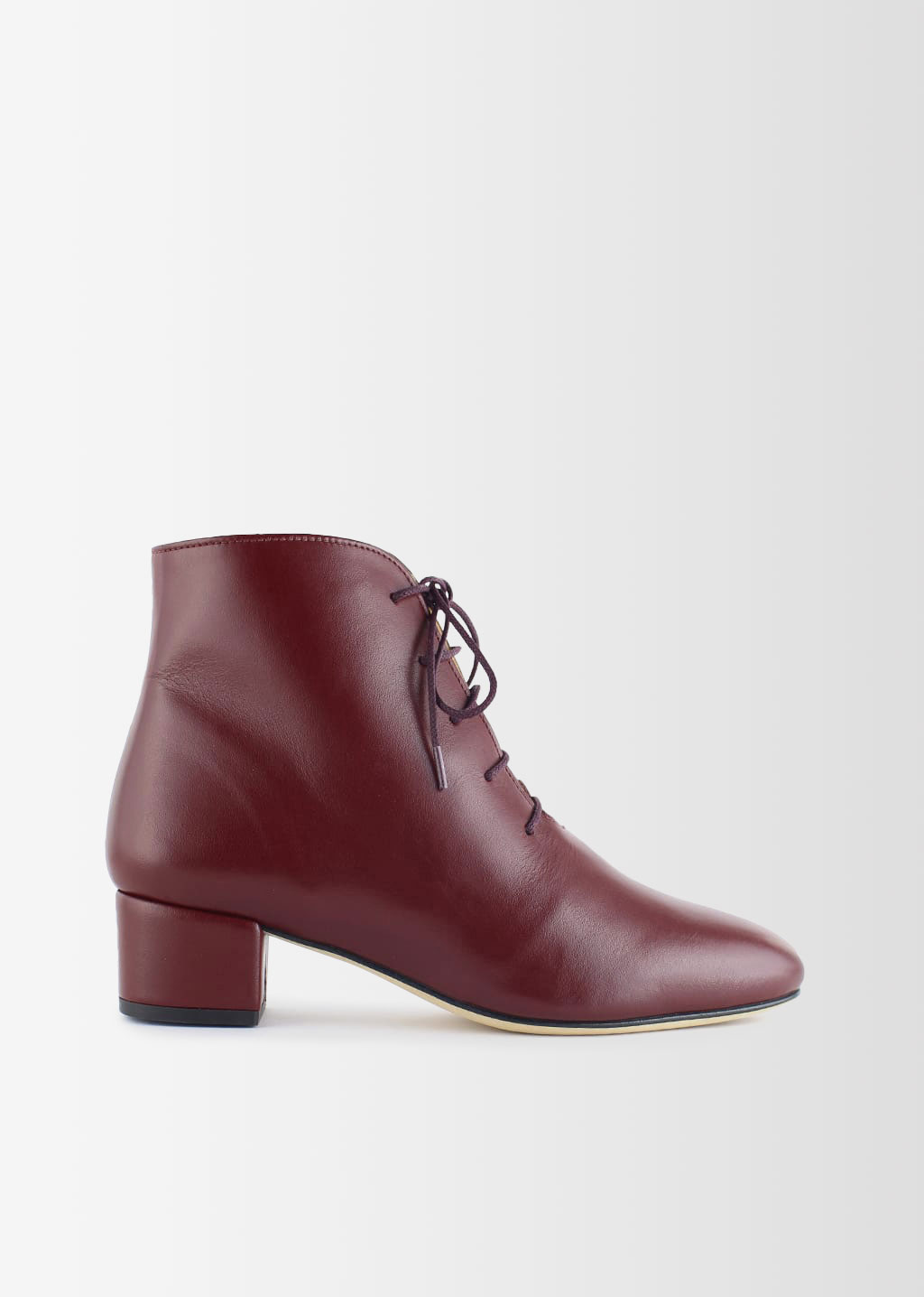 Auprés Félicie Bordeaux