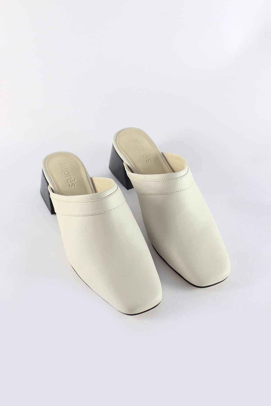auprès | Gala Off-White slip-on leather mules